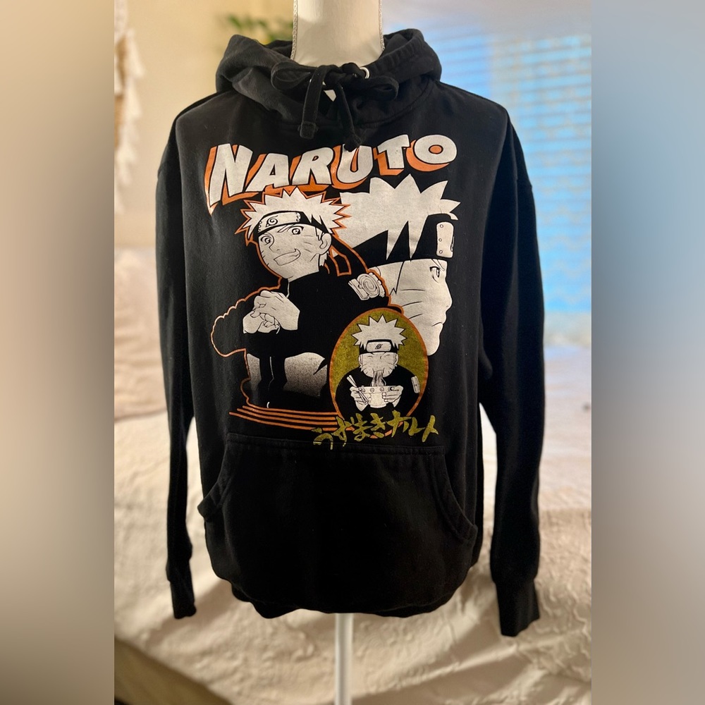 Men’s medium Naruto hoodie